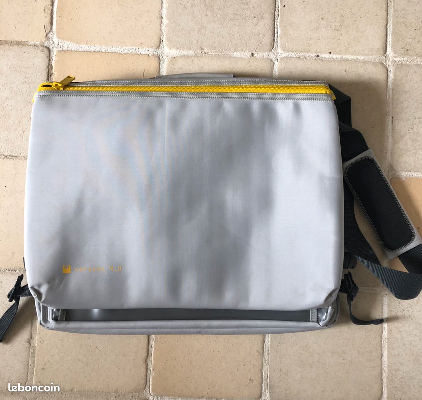 Sacoche ordinateur 17" (image 2)