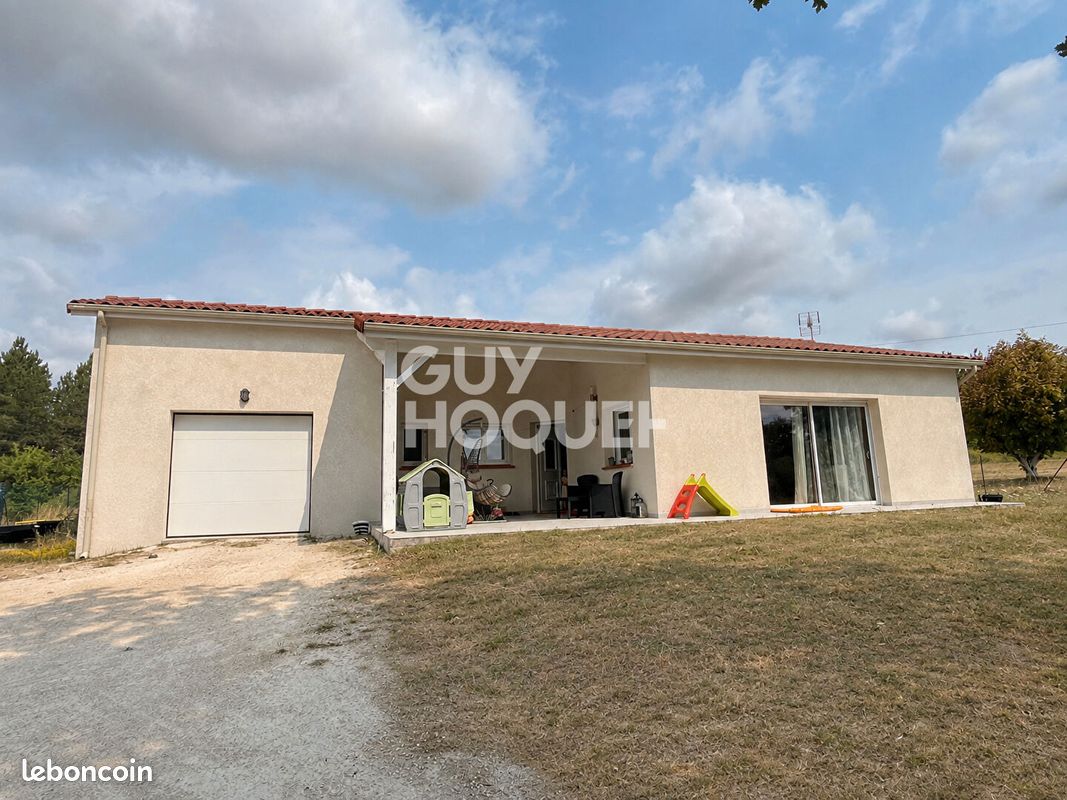 Maison 4 pièces 100 m² · à Saint-Hilaire-de-Lusignan · 100 m² · 940 €/mois
