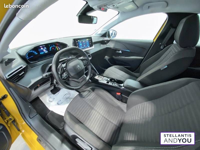 Peugeot 208 Electrique 50 kWh 136ch Style (image 9)