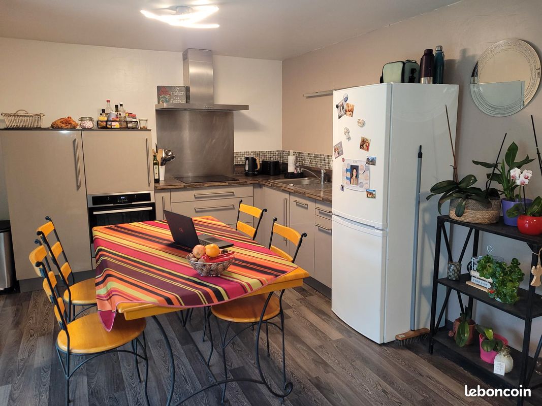 Appartement 2 pièces 70 m² · à Bourg-lès-Valence · 70 m² · 750 €