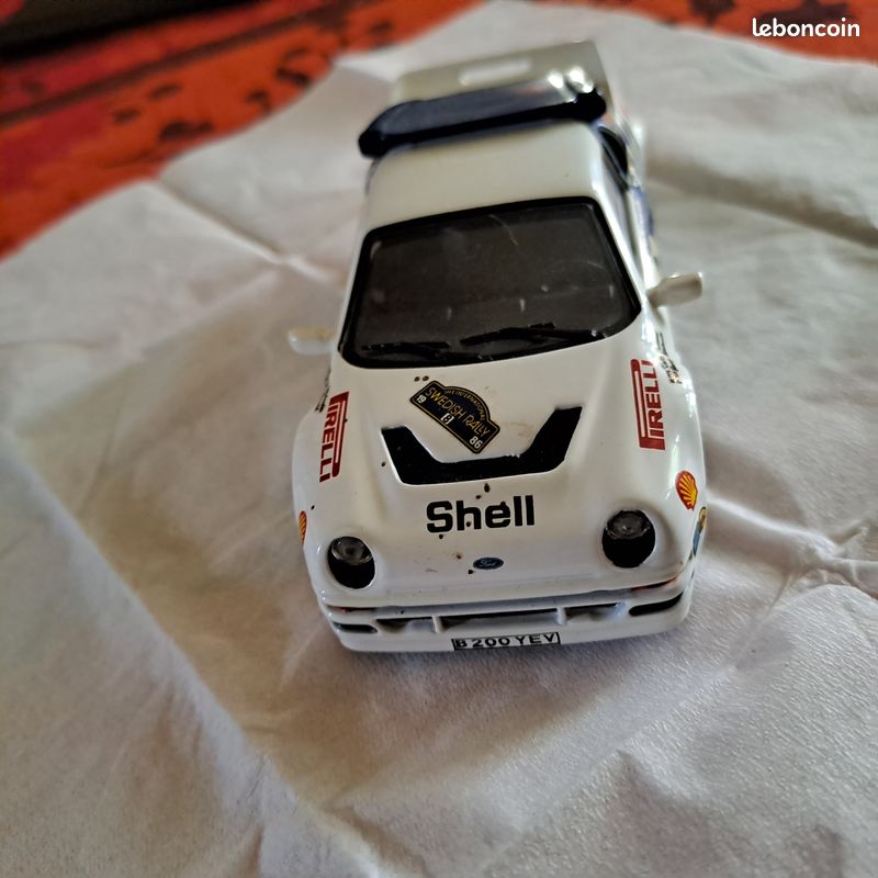 Modele reduit 1/43 ford rs200 (image 3)