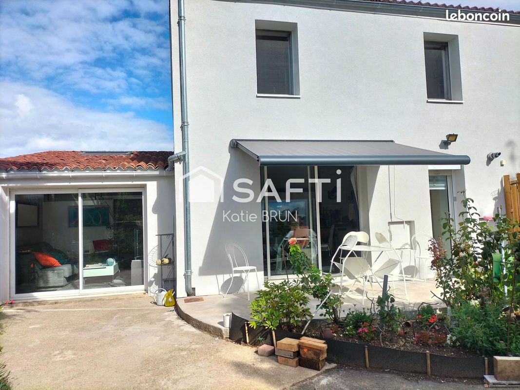 Maison 4 pièces 87 m² · à Saintes · 87 m² · 272 000 €