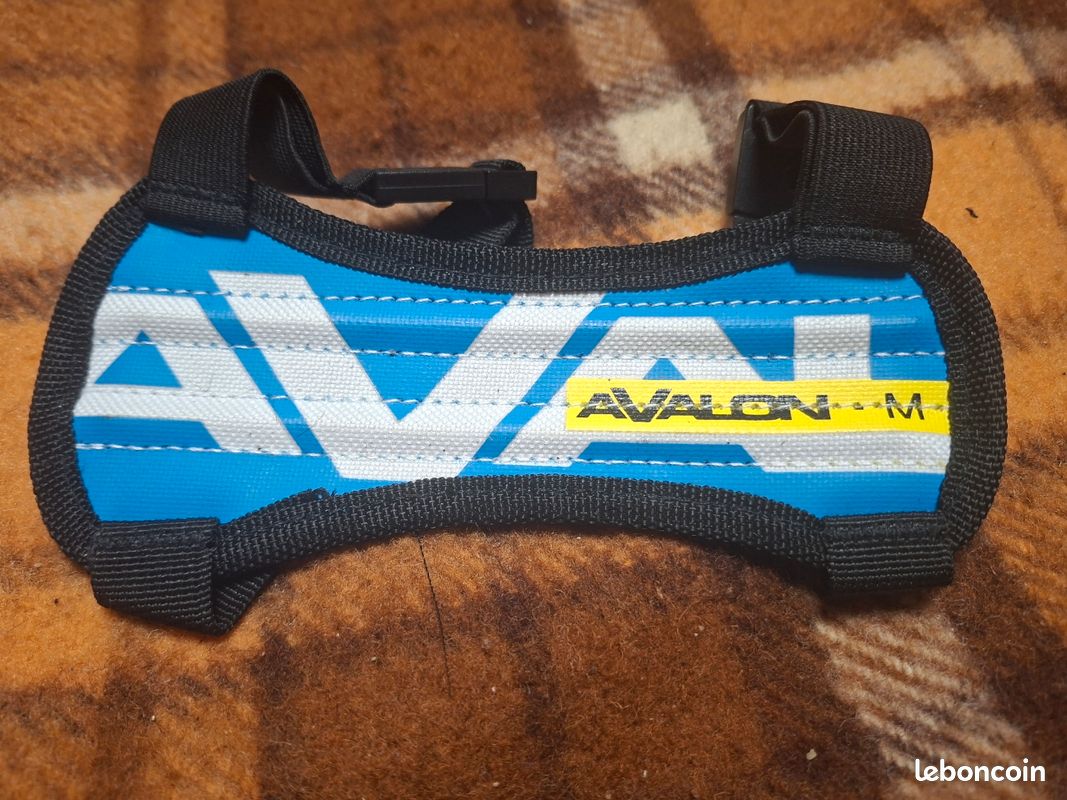 Protège bras Axess X-Large pour le tir à l'arc - Netshop Archery