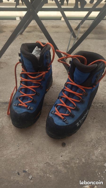 Chaussures alpinisme Simond Taille 39 Sport Plein air