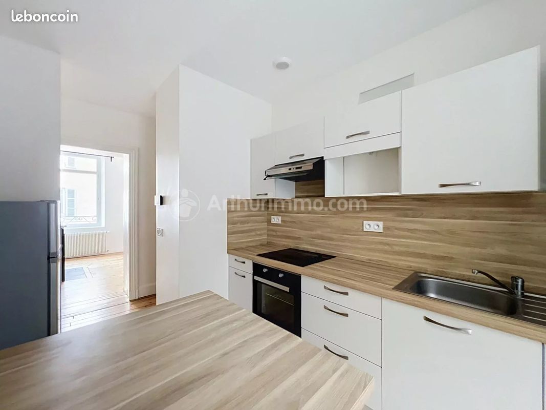 Appartement 4 pièces 83 m² · à Clermont-Ferrand · 83 m² · 1 100 €/mois
