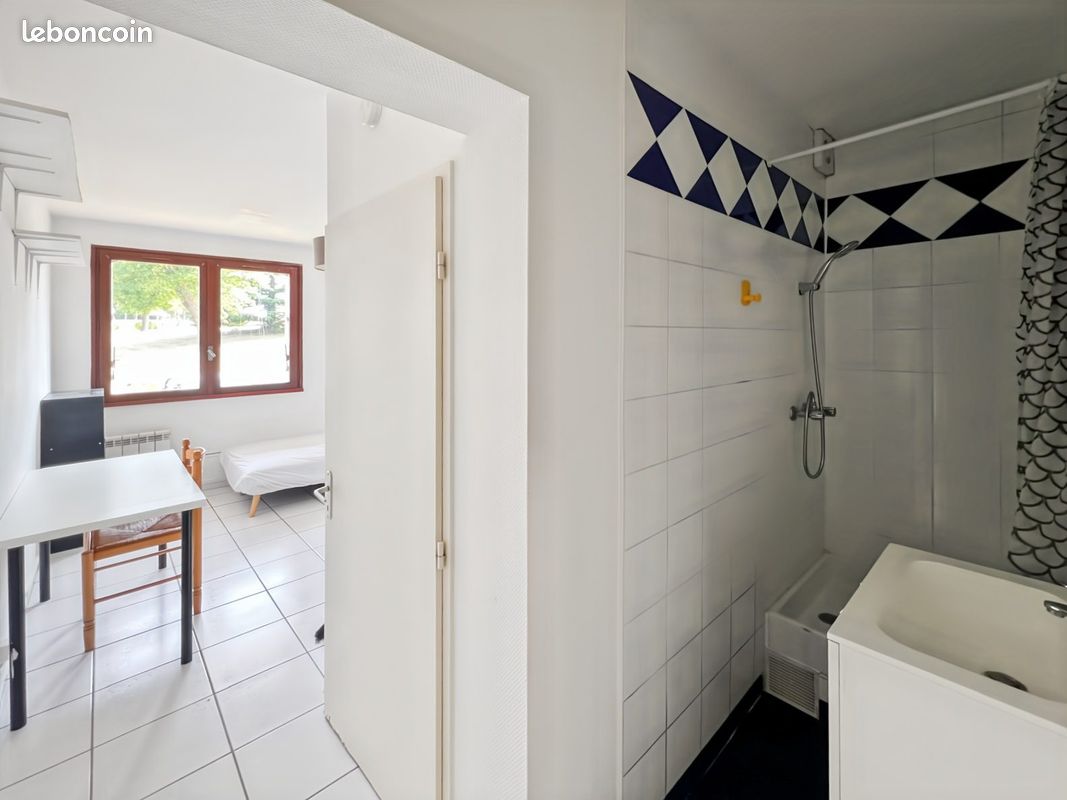 Appartement 1 pièce 14 m² (image 2)