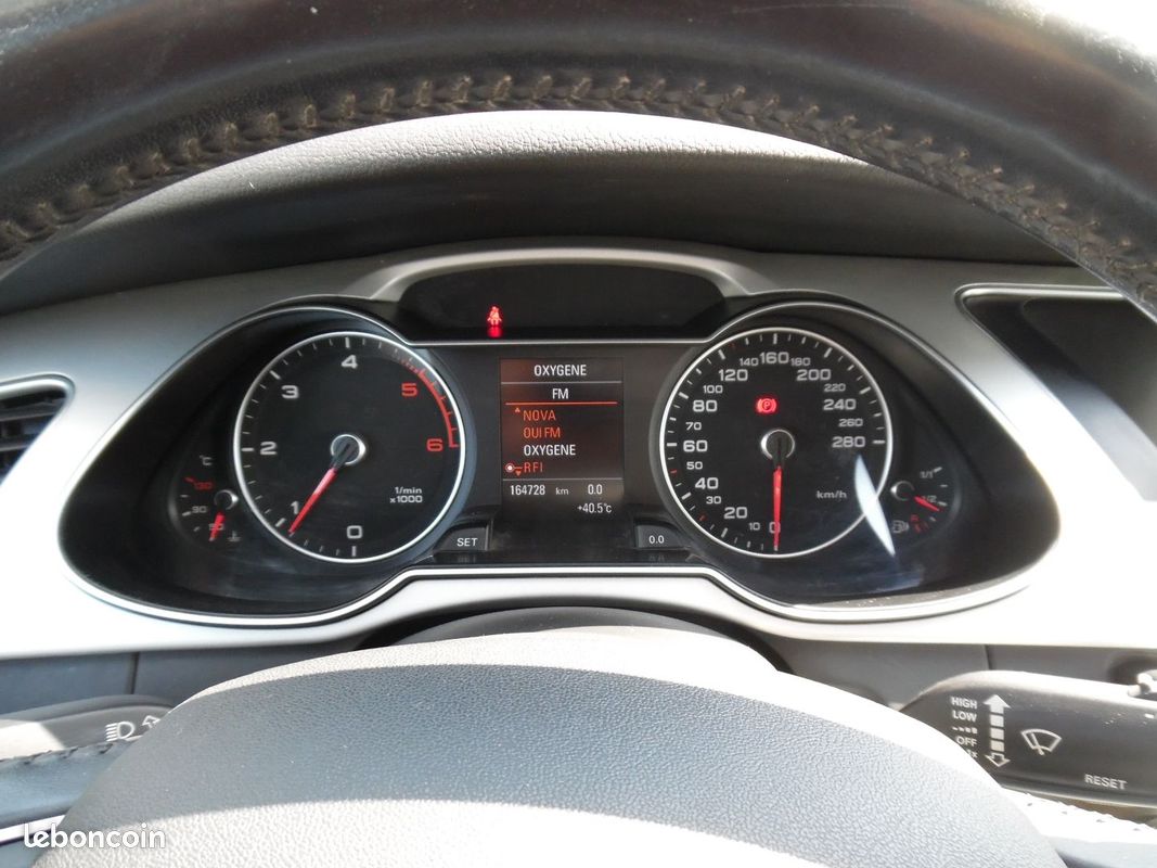 Audi A4 2.0 TDI 136CH ULTRA CLEAN DIESEL DPF BUSINESS LINE EURO6 (image 7)