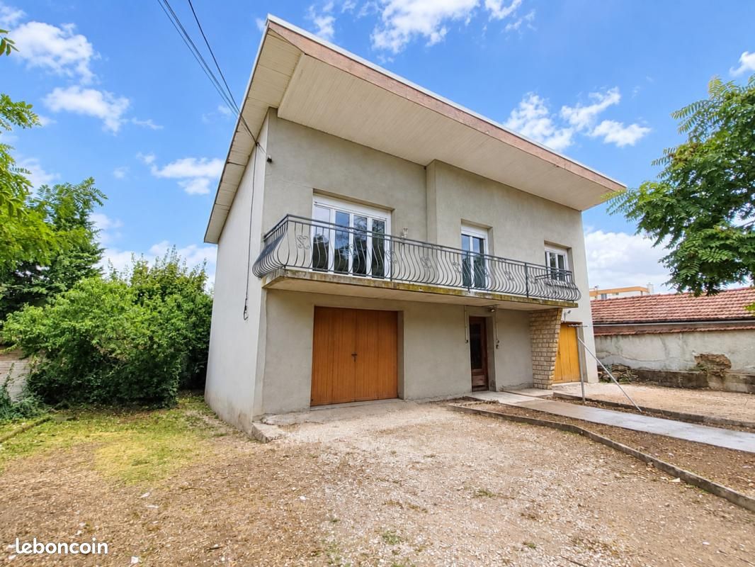 Maison 3 pièces 95 m² · à Tignieu-Jameyzieu · 95 m² · 800 €/mois
