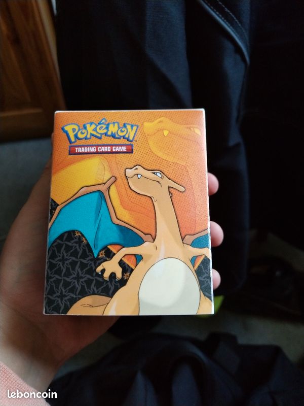 Boîte pokemon (image 1)