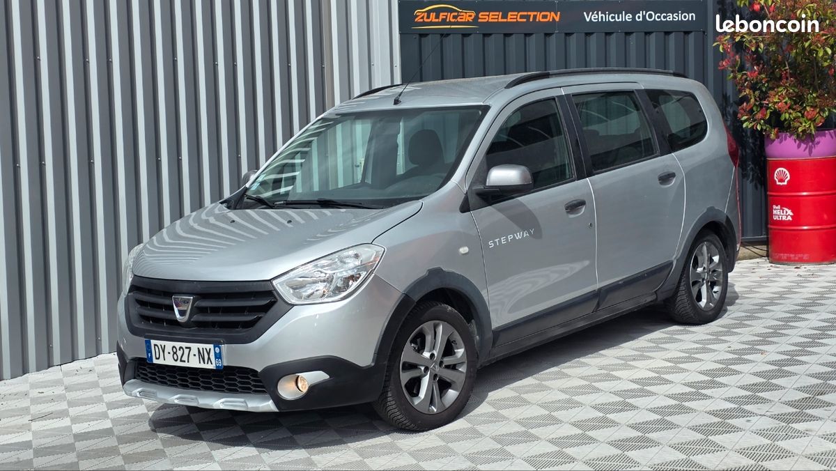 Dacia lodgy stepway 1.2tce 115cv 7 places (image 1)