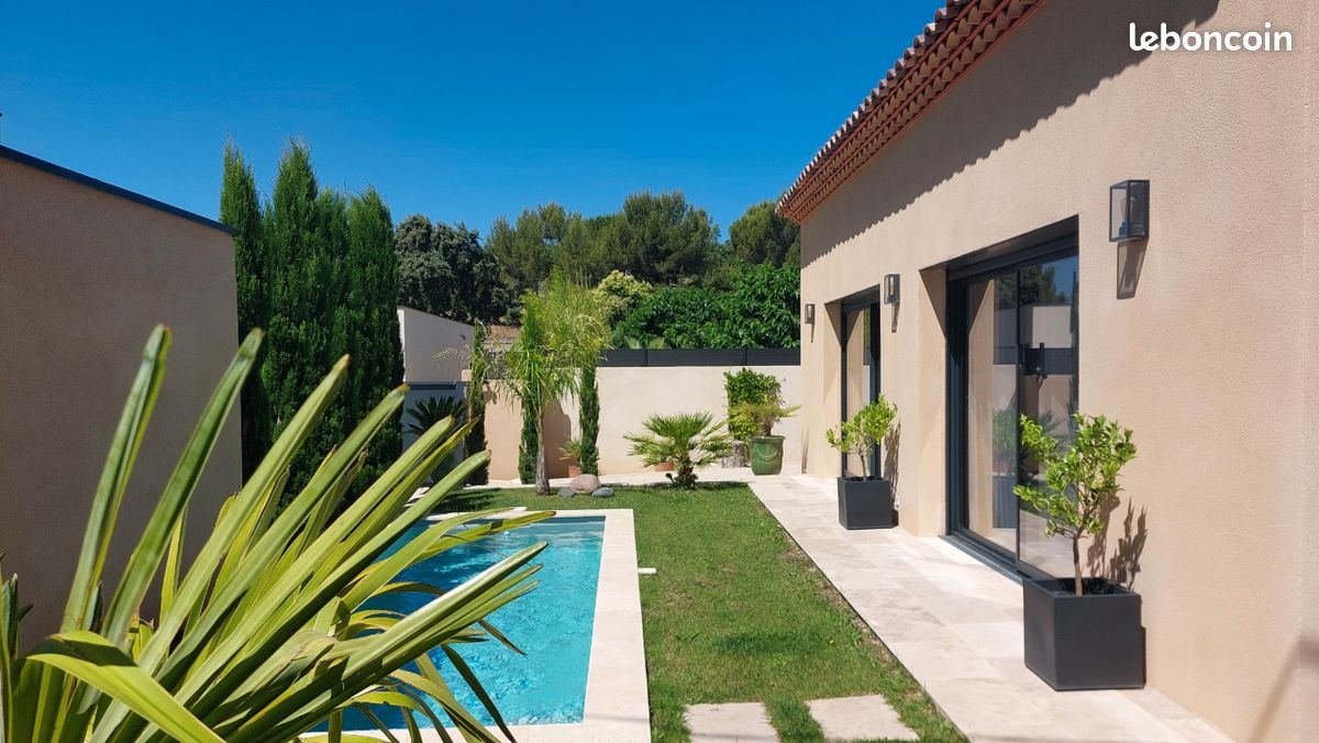 Maison 4 pièces 130 m² · à Villeneuve-lès-Avignon · 130 m² · 695 000 €