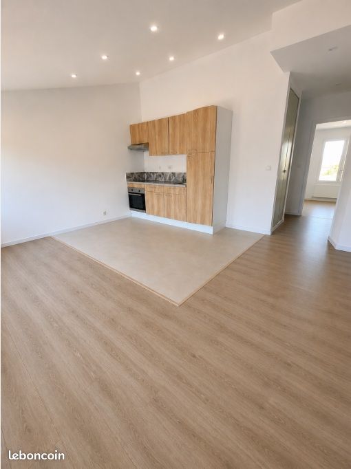 Appartement 3 pièces 55 m² · à Manosque · 55 m² · 780 €