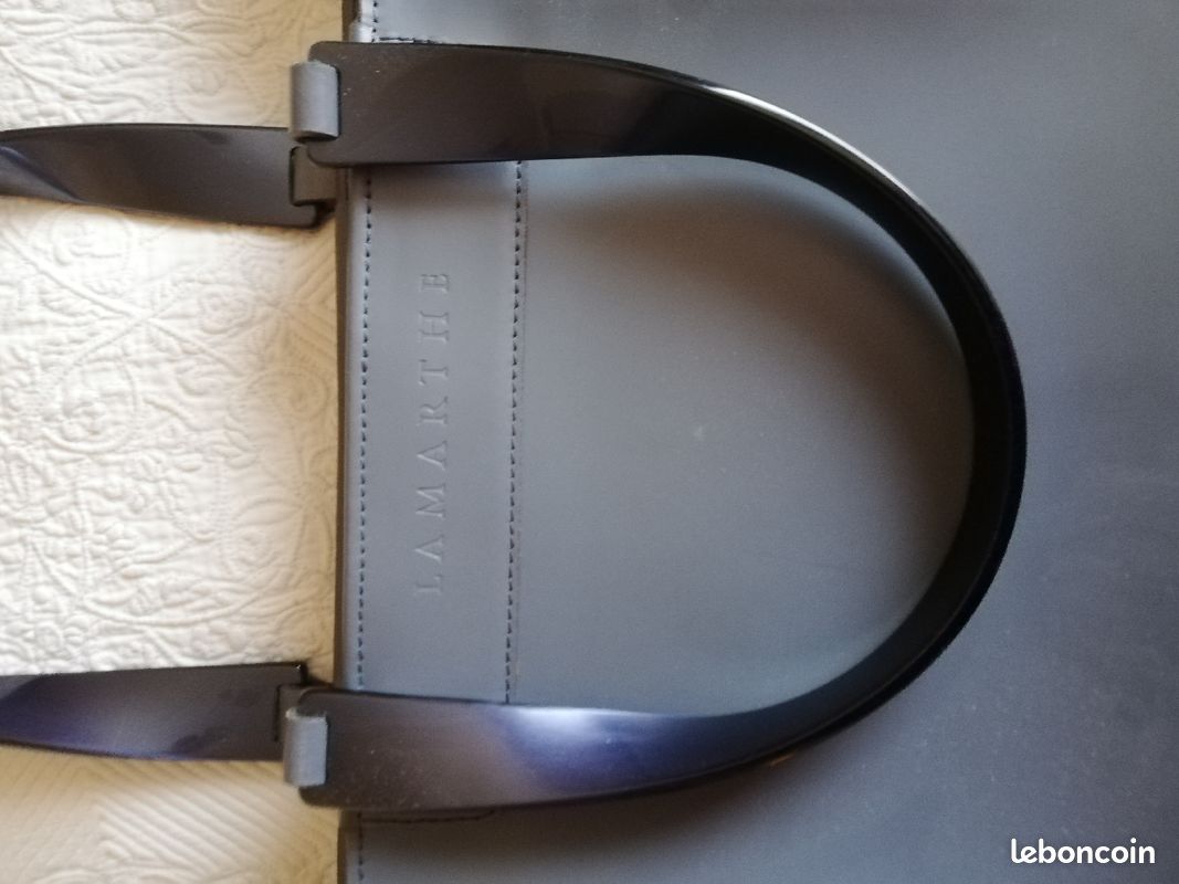 Sac à main de marque (image 4)
