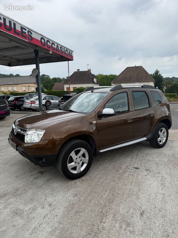 DACIA DUSTER 1.5dci 85 2eme main tres propre (image 3)