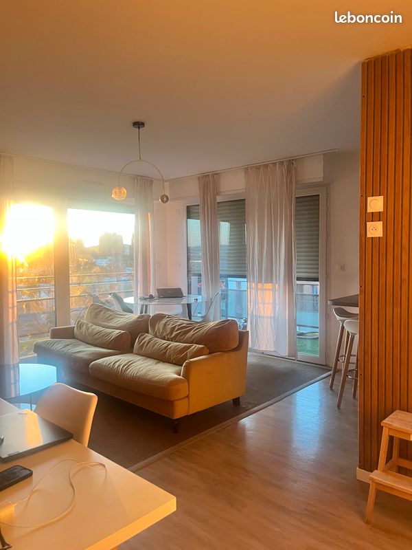 Appartement 4 pièces 80 m² · à Poissy · 80 m² · 1 600 €
