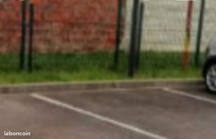 Places de parking (image 1)