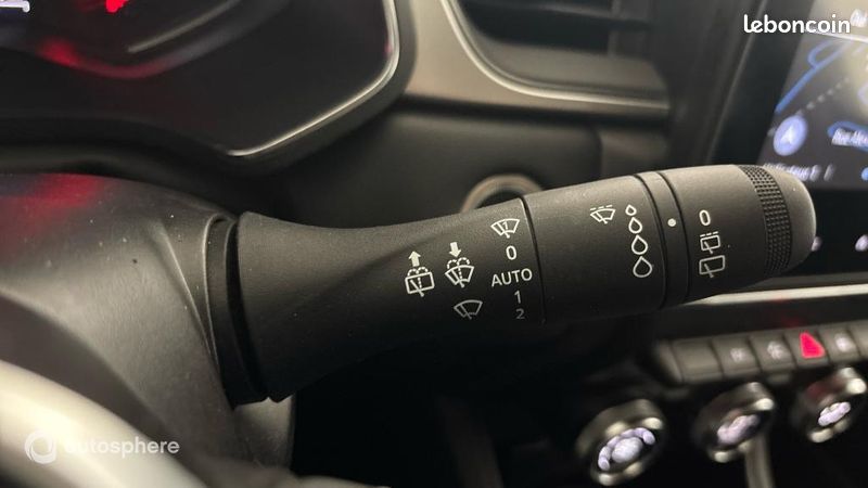 Renault Captur 1.6 E-Tech hybride 145ch Intens -21 (image 24)