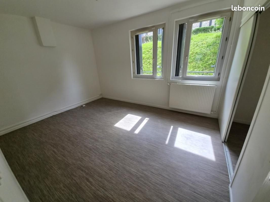 Appartement 2 pièces 46 m² · à Monthermé · 46 m² · 334 €
