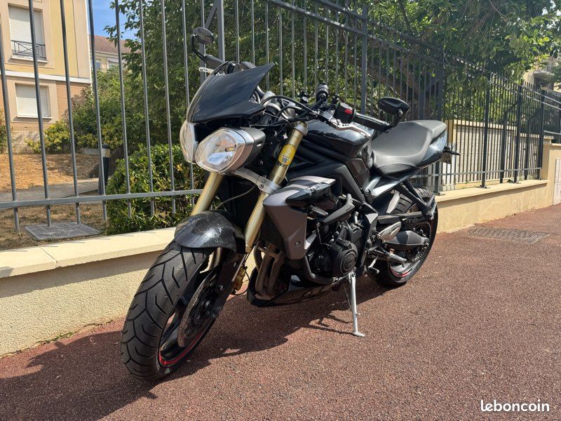 A vendre Triumph Street Triple 675 ABS 2014 (image 1)