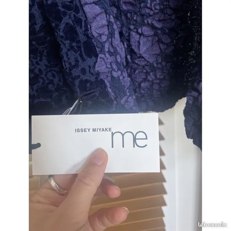 LOT De Vêtements ISSEY MIYAKE D'occasion - Taille M, Excellent état (GOOD Condition)