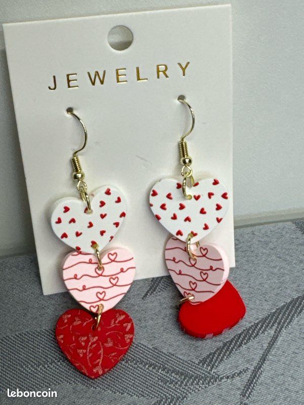 Boucles D'oreilles Cœur Saint-Valentin Plaqué Or 18 Carats - Neuves Avec étiquettes, Parfaites Pour Offrir