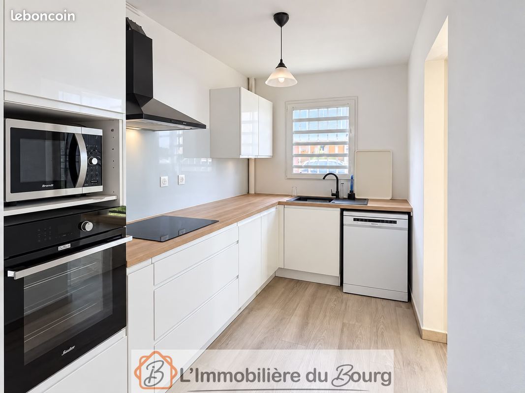 Appartement 3 pièces 58 m² · à Sainte-Rose · 58 m² · 730 €/mois