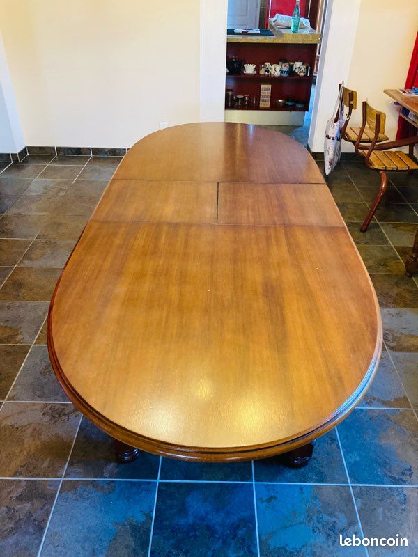 Table de salon en meurisier (image 2)