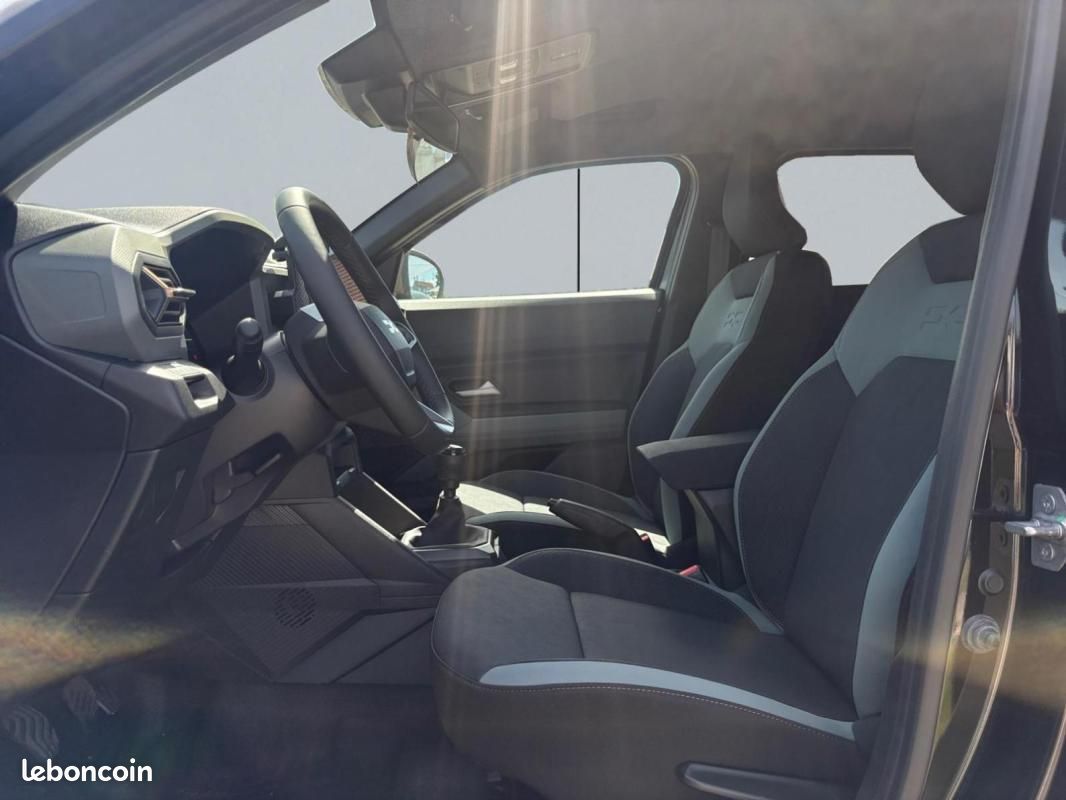 Dacia Duster Mild Hybrid 130 4x4 Journey (image 25)