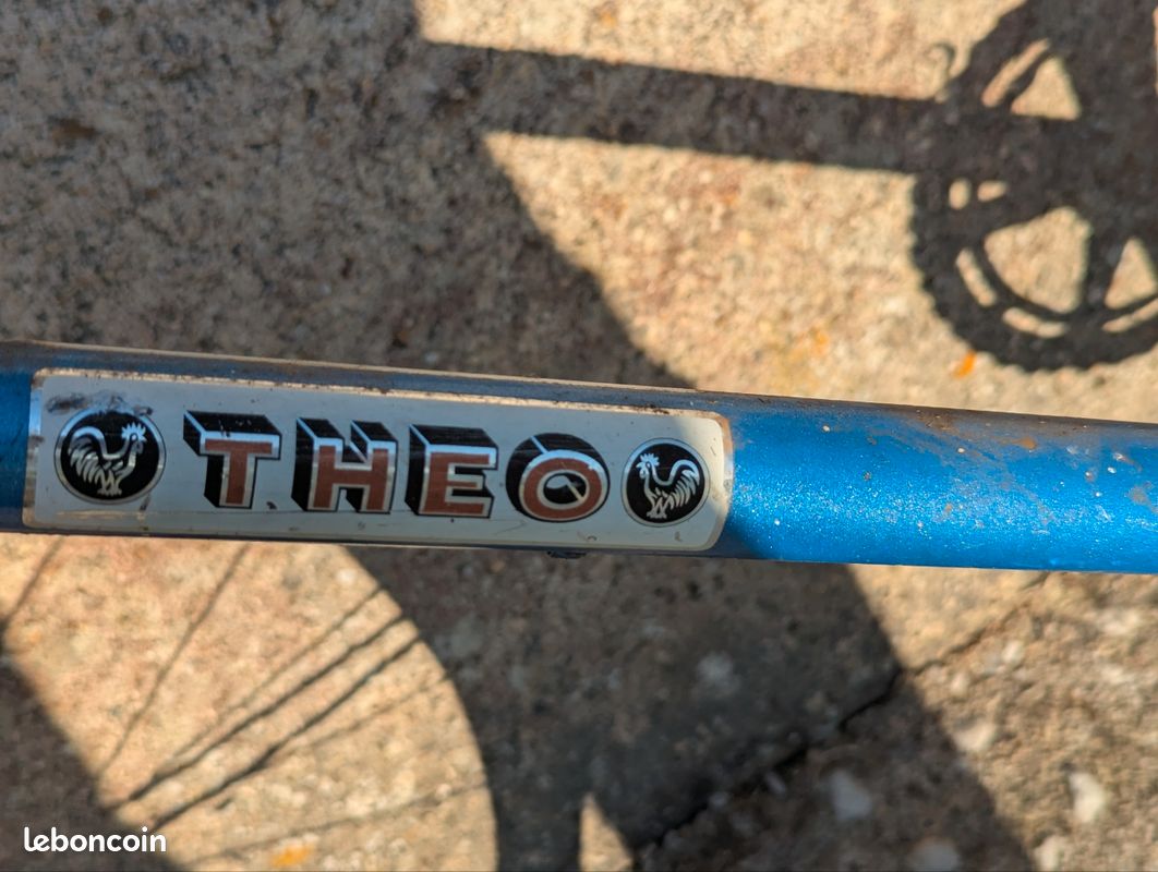 Ancienne Plaque de Vélo Cycles THEO