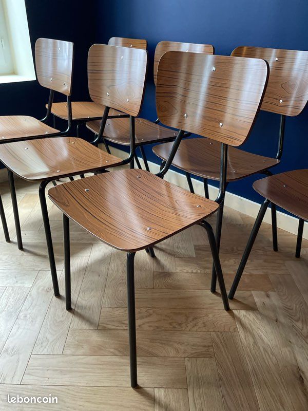 Chaises en Formica brun (image 2)