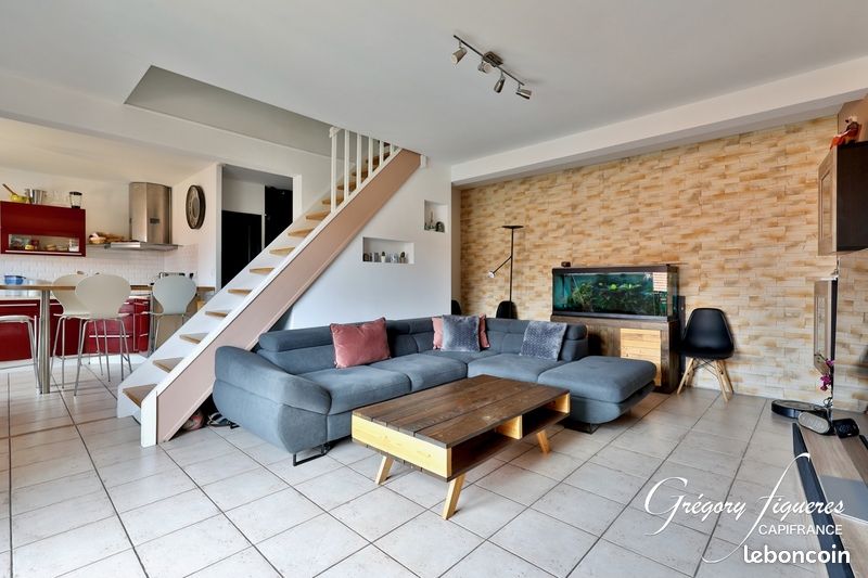 Appartement 3 pièces 78 m² · à Beauvallon · 78 m² · 240 000 €