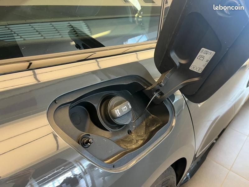 Audi A5 Avant 2.0 e-hybrid 299ch S line quattro S tronic 7 (image 33)