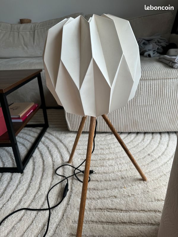 Lampe sur pied style scandinave (image 1)