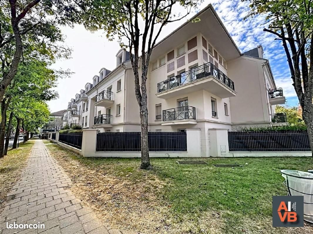 Appartement 3 pièces 64 m² · à Bussy-Saint-Georges · 64 m² · 305 000 €