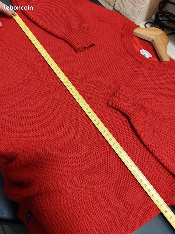 Pull Homme Sun Valley Rouge - 100% Laine Vierge - Taille L - Occasion Très Bon état
