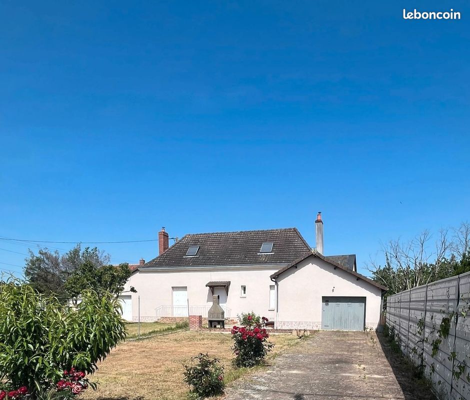 Maison 6 pièces 130 m² · à Écommoy · 130 m² · 178 900 €