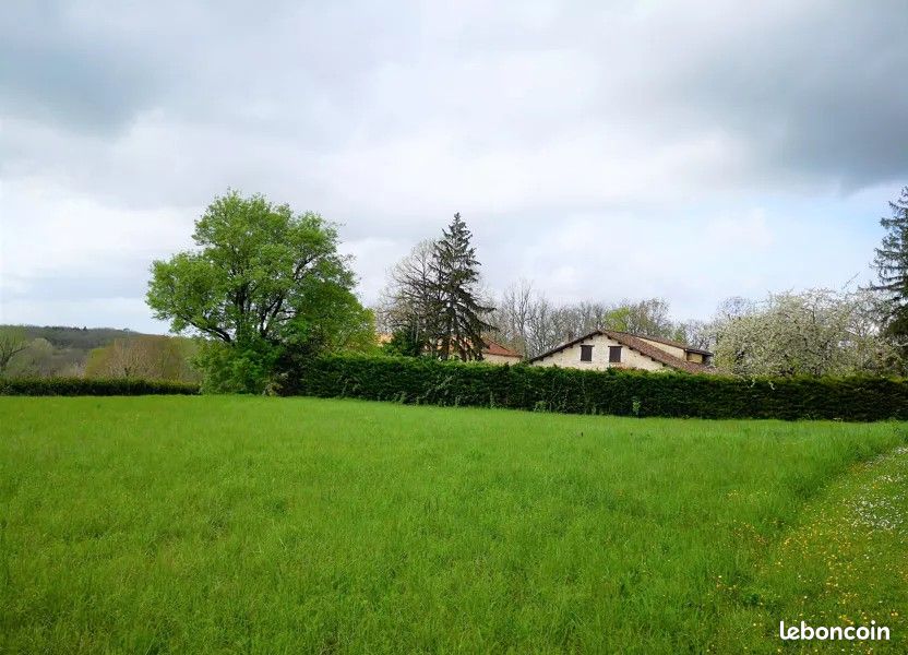 Terrain 4 695 m² Plaisance · 20 000 €