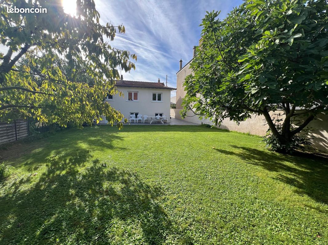 Maison 7 pièces 100 m² · à Houilles · 100 m² · 670 800 €