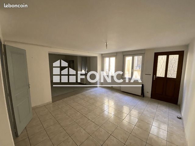 Appartement 4 pièces 91 m² · à Charleville-Mézières · 91 m² · 805 €/mois