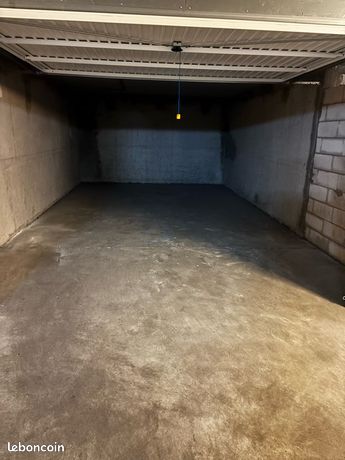 Location grand garage