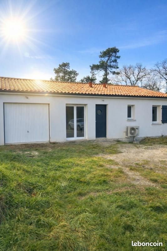 Maison 4 pièces 79 m² · à Grayan-Et-l'Hôpital · 79 m² · 989 €