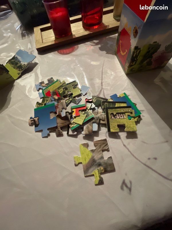 Je vends un puzzle Minecraft (image 2)