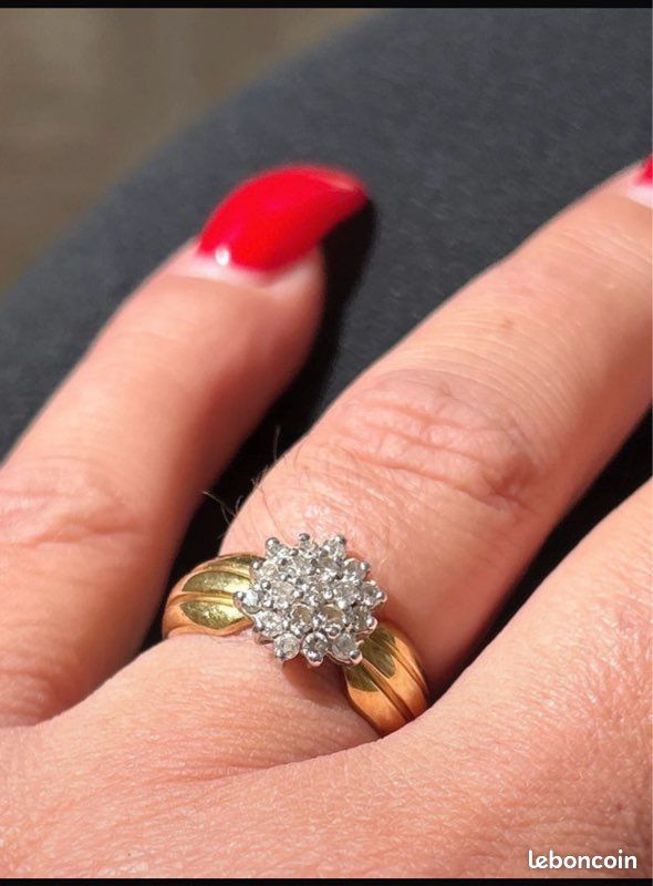 Bague Marguerite En Or 18 Carats Avec Diamants – 0.60 Carat, Poids 5.23 G, Taille 55, Occasion Parfait état