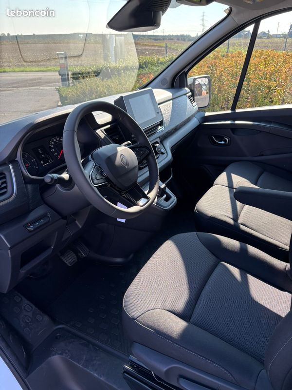 🔸 Renault Trafic L1H1 - 2025 - 150ch Diesel (26.990 HT) (image 8)