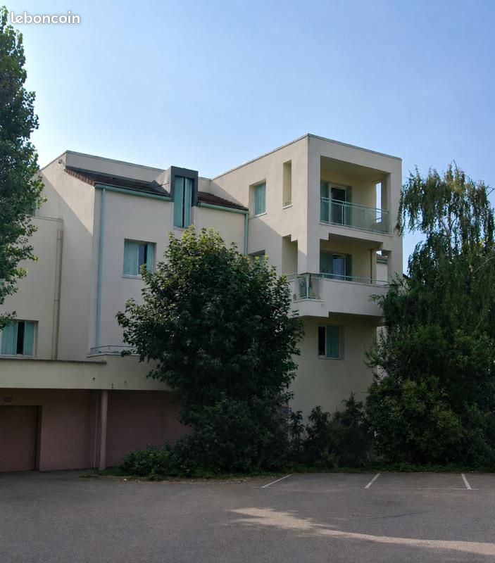 Appartement 2 pièces 52 m² · à Romans-sur-Isère · 52 m² · 514 €