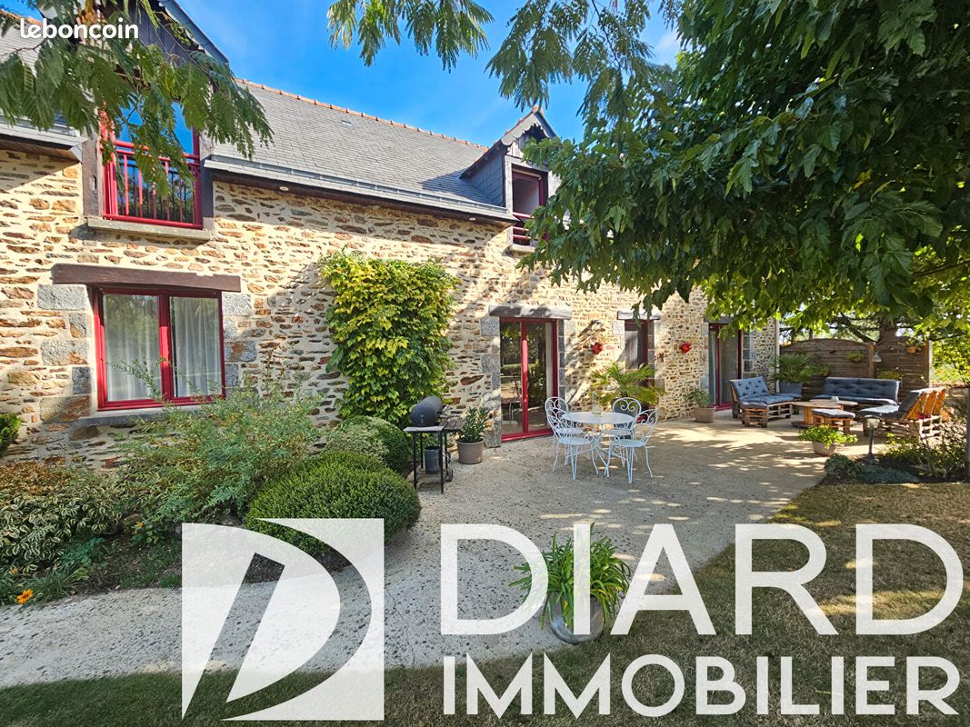 Maison 6 pièces 144 m² · à Vitré · 144 m² · 416 000 €