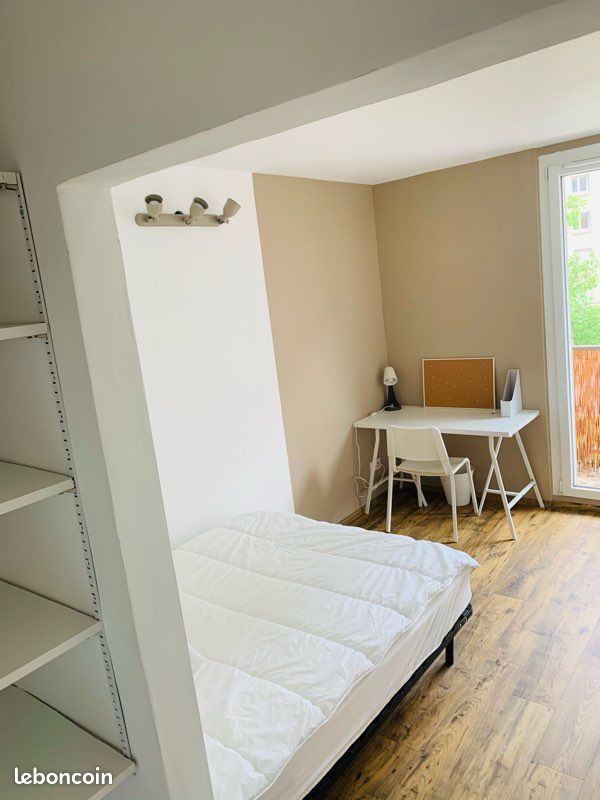 Colocation 4 personnes - Grenoble - Ref 54 (image 1)