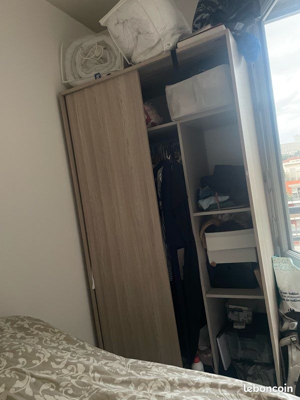Meuble dressing portes coulissantes penderie et étagères (image 1)