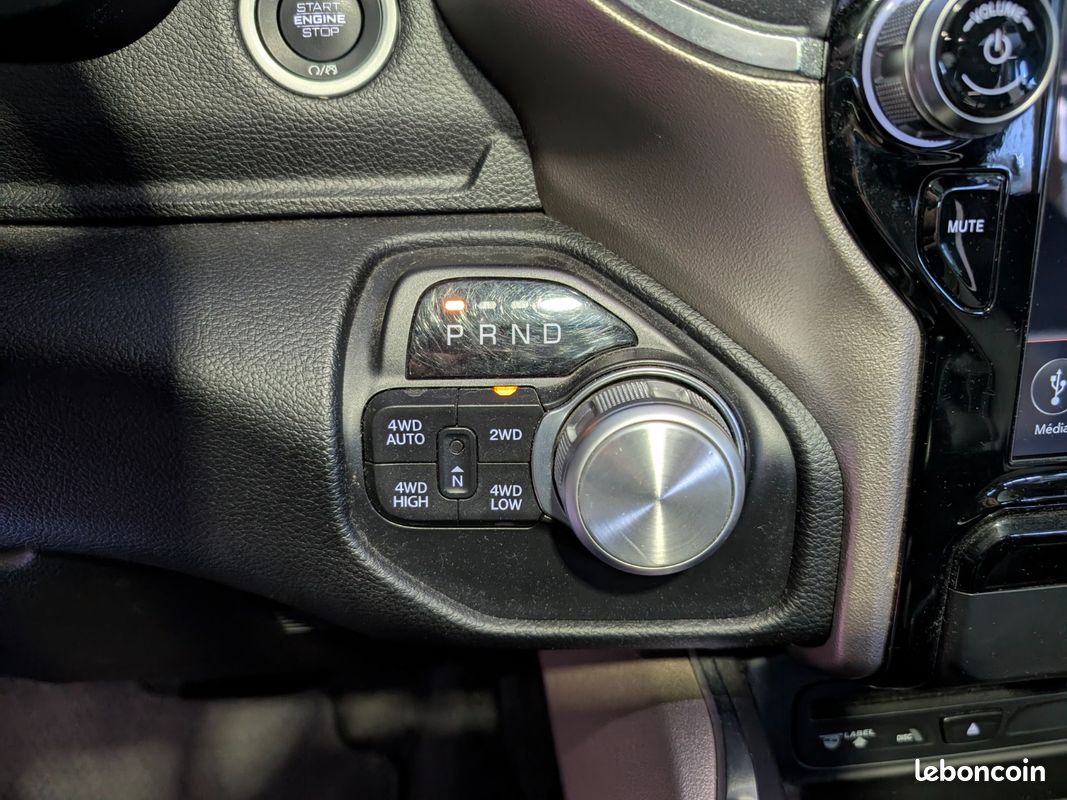DODGE RAM 5.7 4WD 396cv RAM CREW LAMARIE SPORT (image 34)