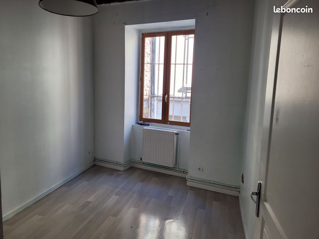 Appartement 4 pièces 104 m² · à Thizy-les-Bourgs · 104 m² · 640 €/mois